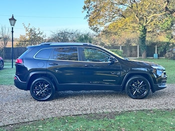 Used Jeep Cherokee 2015 for sale - 77779879: Photo