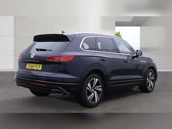Used Volkswagen Touareg 2019 for sale - 79667211: Photo