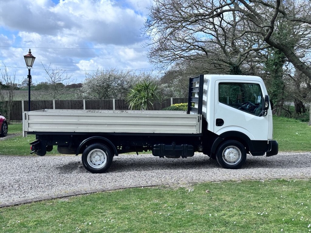 Used Nissan Cabstar 2014 for sale - 78056520: Photo 4