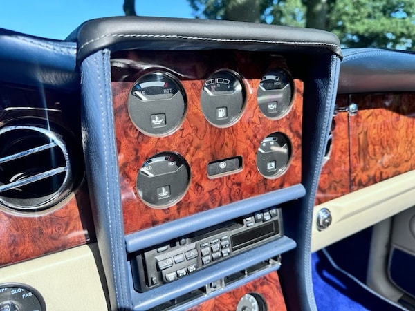 Used Bentley Azure 1997 for sale - 70237348: Photo 38