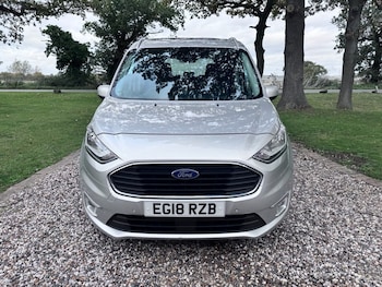 Used Ford Grand Tourneo Connect 2018 for sale - 76430413: Photo