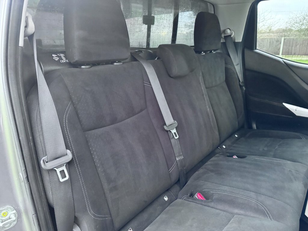 Used Nissan Navara 2018 for sale - 77122181: Photo 19