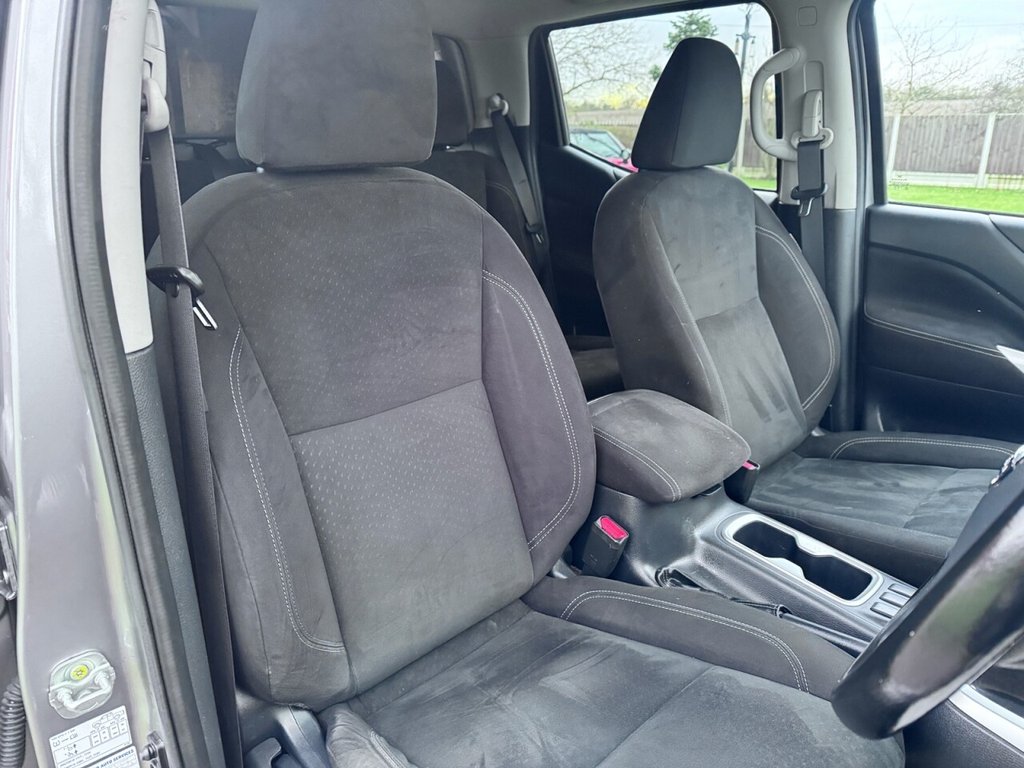 Used Nissan Navara 2018 for sale - 77122181: Photo 21