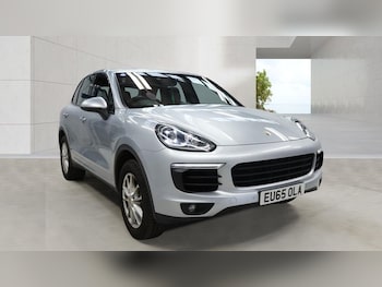 Used Porsche Cayenne 2015 for sale - 78672910: Photo
