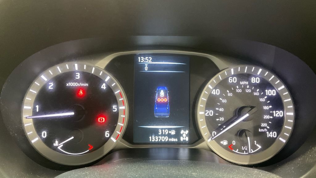 Used Nissan Navara 2016 for sale - 77693109: Photo 11