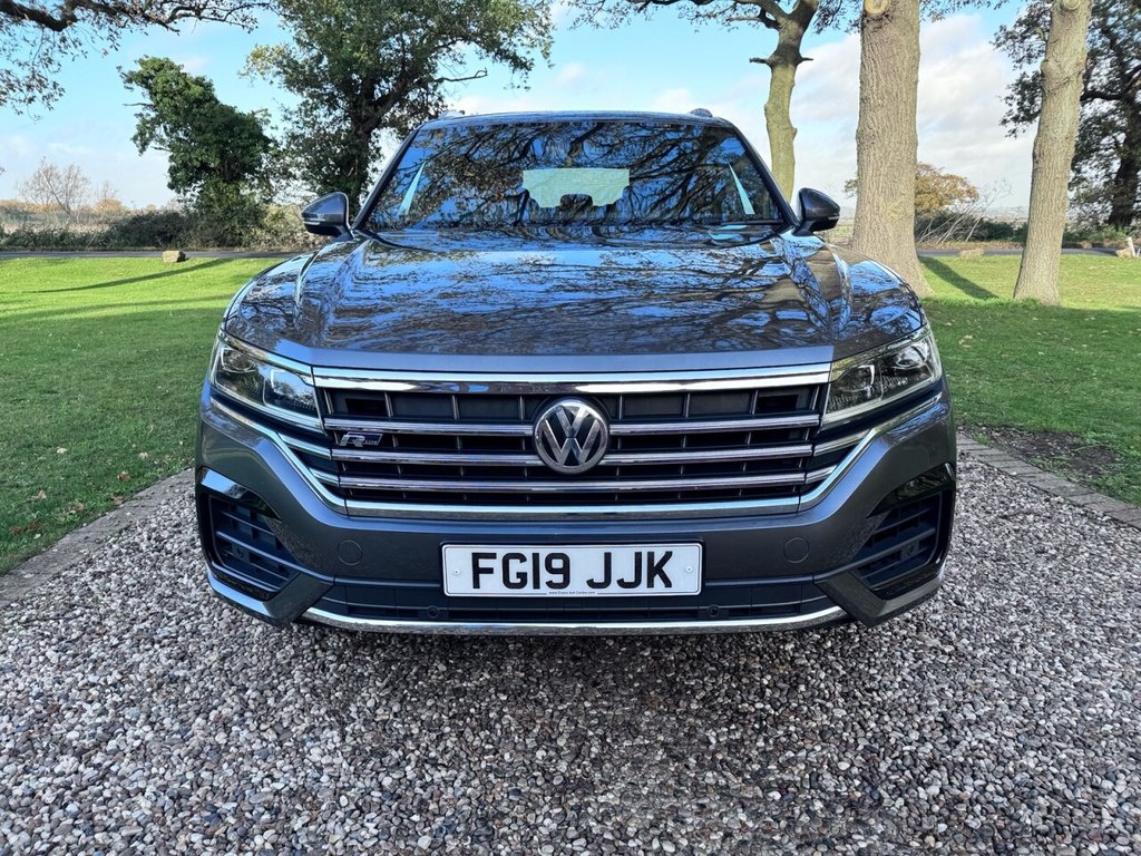 Used Volkswagen Touareg 2019 for sale - 76724719: Photo 3