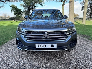 Used Volkswagen Touareg 2019 for sale - 76724719: Photo