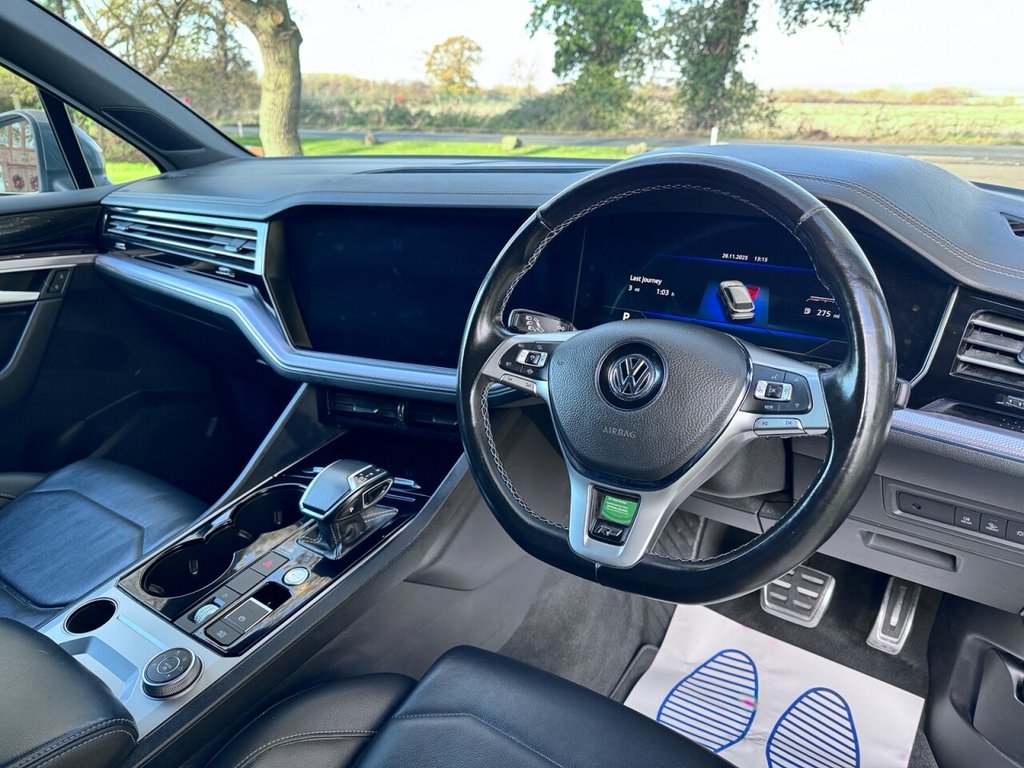 Used Volkswagen Touareg 2019 for sale - 76724719: Photo 8