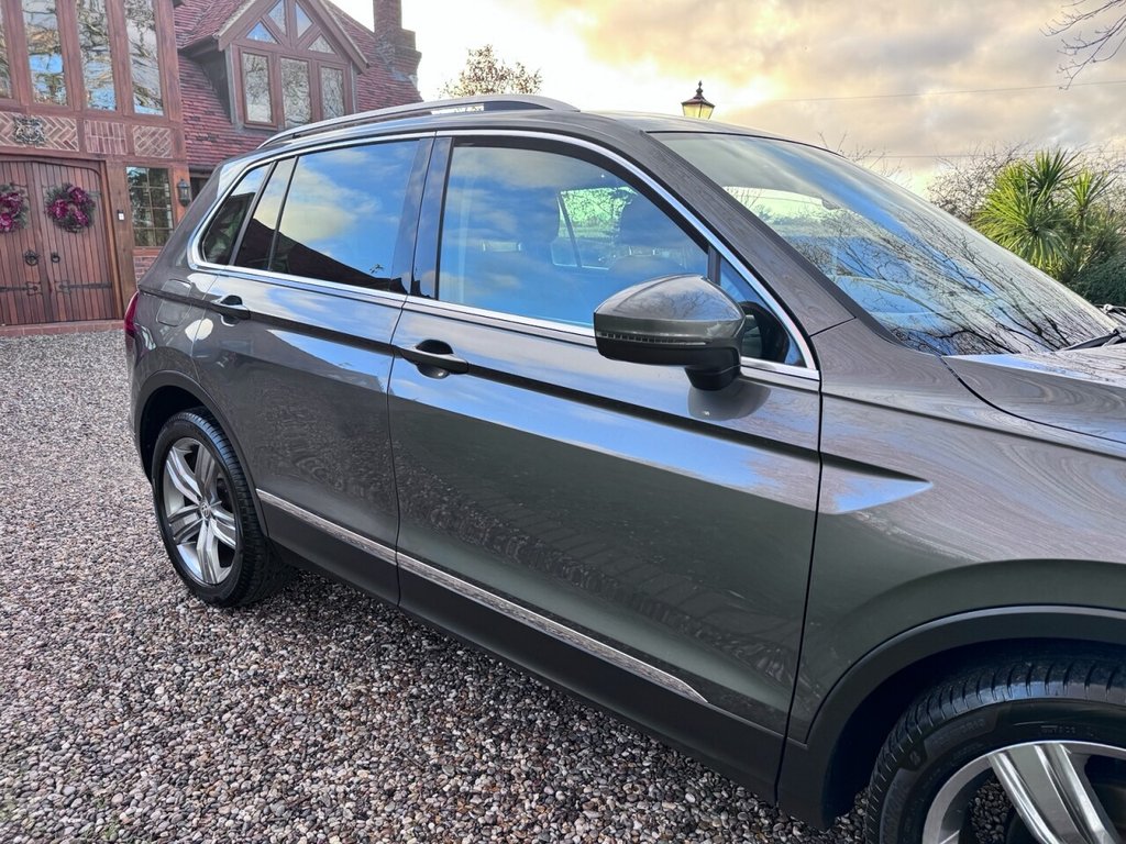 Used Volkswagen Tiguan 2018 for sale - 76768740: Photo 17