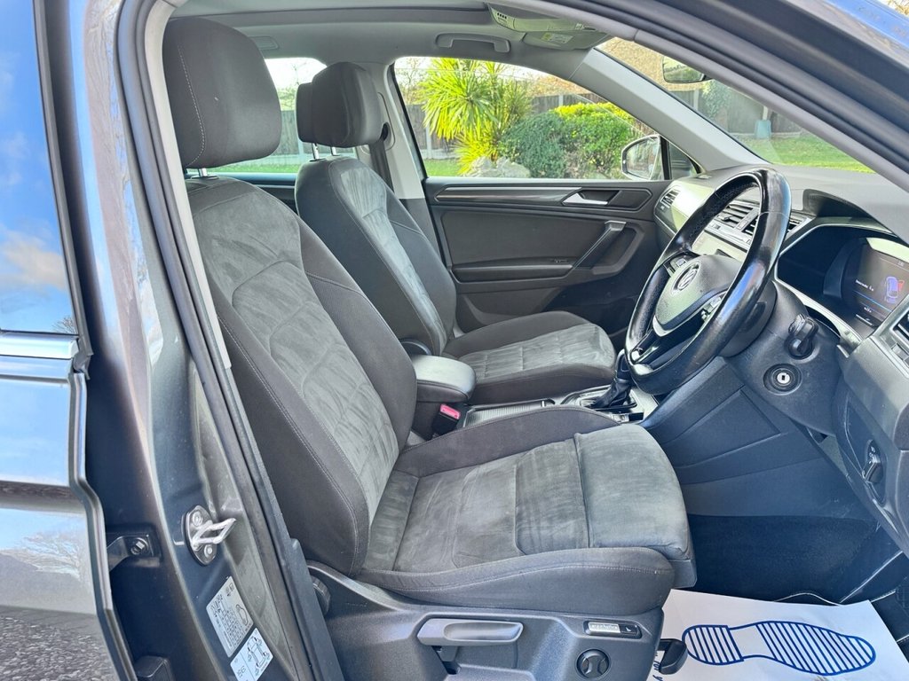 Used Volkswagen Tiguan 2018 for sale - 76768740: Photo 6