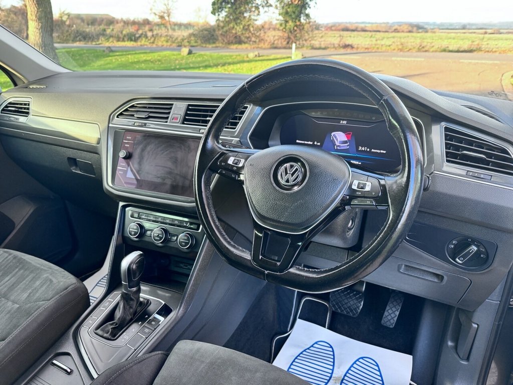 Used Volkswagen Tiguan 2018 for sale - 76768740: Photo 8