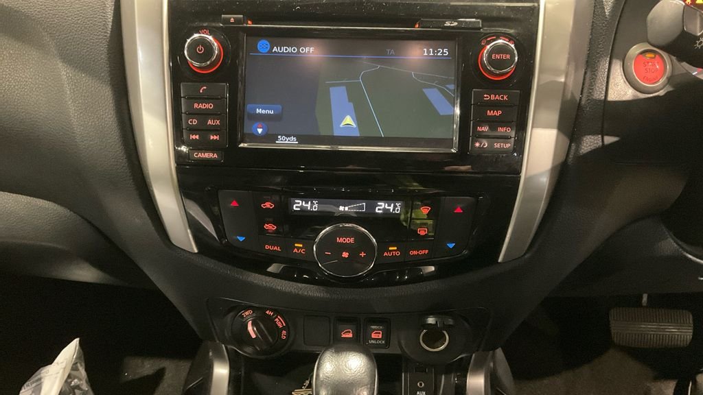 Used Nissan Navara 2018 for sale - 77920500: Photo 11