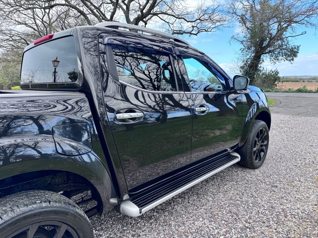 Used Nissan Navara 2018 for sale - 77920500: Photo 21