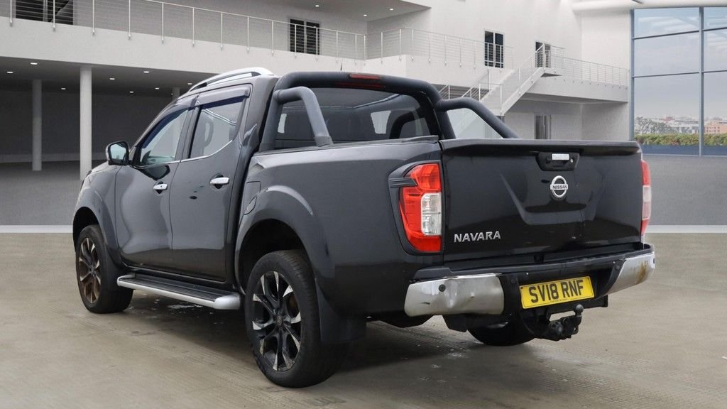 Used Nissan Navara 2018 for sale - 77920500: Photo 3