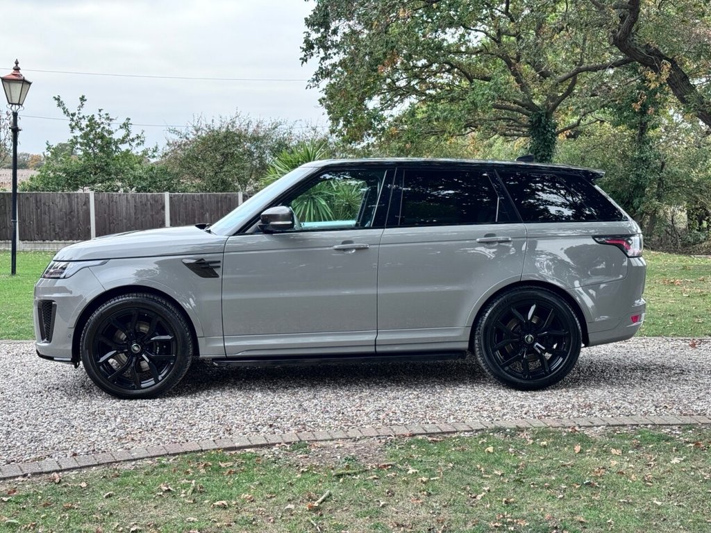 Used Land Rover Range Rover Sport 2018 for sale - 76235853: Photo 2
