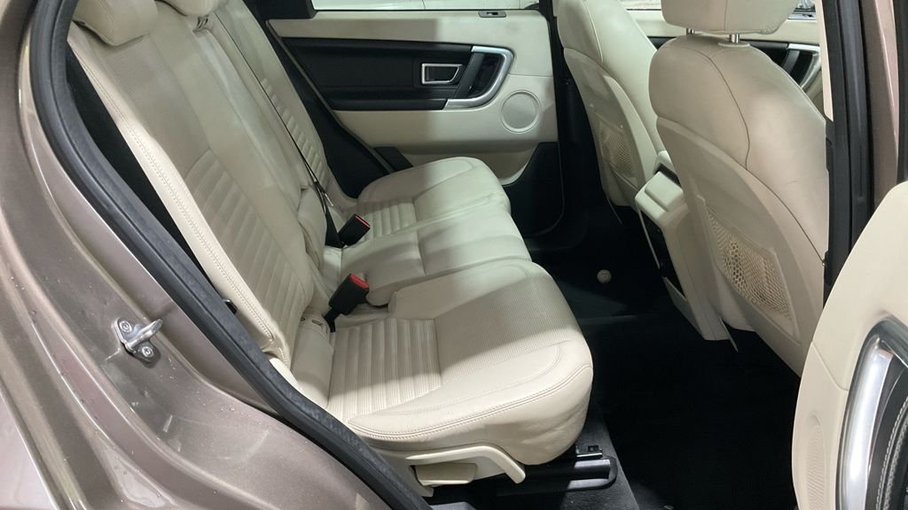 Used Land Rover Discovery Sport 2015 for sale - 77302616: Photo 7