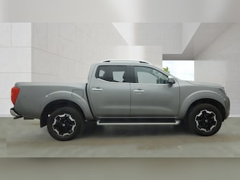 Used Nissan Navara 2020 for sale - 78781157: Photo