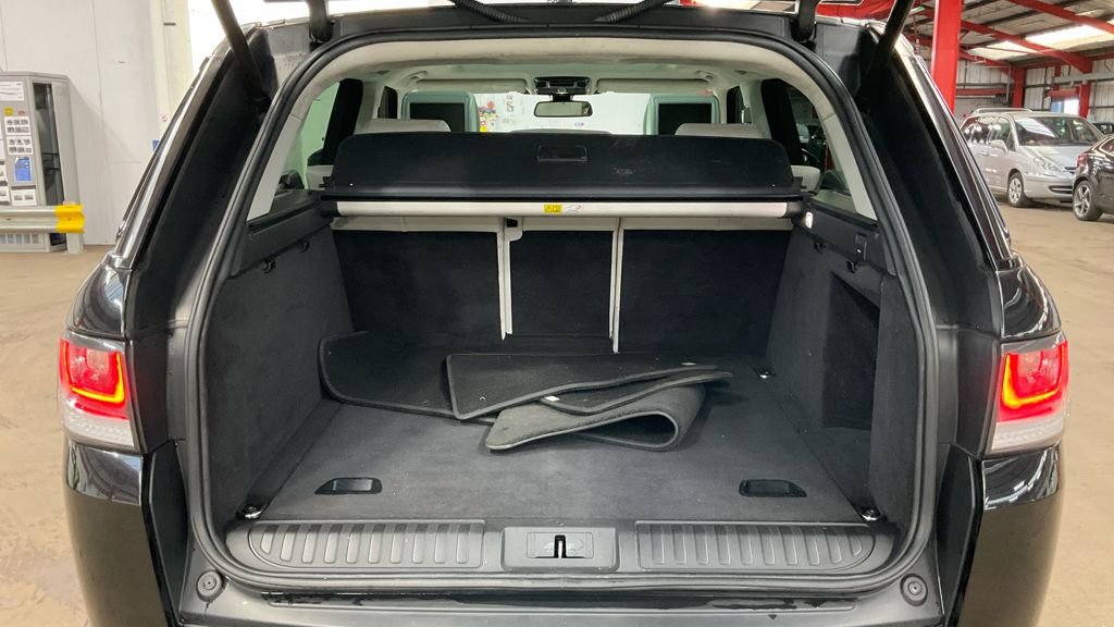 Used Land Rover Range Rover Sport 2014 for sale - 76740213: Photo 8