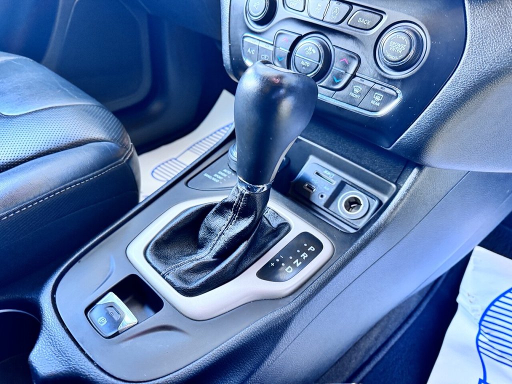 Used Jeep Cherokee 2015 for sale - 76642560: Photo 14