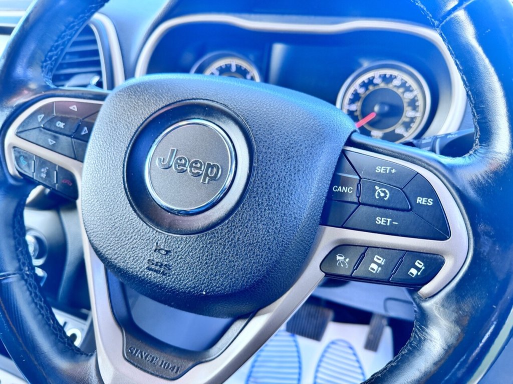 Used Jeep Cherokee 2015 for sale - 76642560: Photo 21