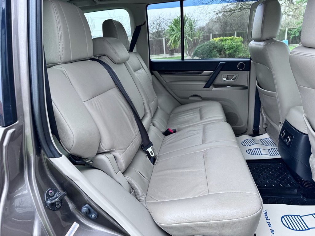 Used Mitsubishi Shogun 2016 for sale - 77288426: Photo 8