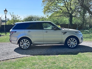 Used Land Rover Range Rover Sport 2016 for sale - 78413579: Photo
