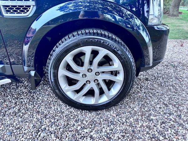 Used Land Rover Discovery 4 2015 for sale - 76235772: Photo 15