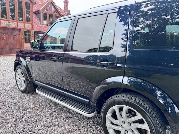 Used Land Rover Discovery 4 2015 for sale - 76235772: Photo 18