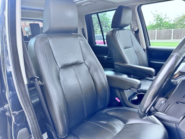Used Land Rover Discovery 4 2015 for sale - 76235772: Photo 26