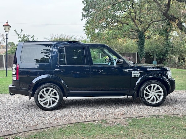 Used Land Rover Discovery 4 2015 for sale - 76235772: Photo 4