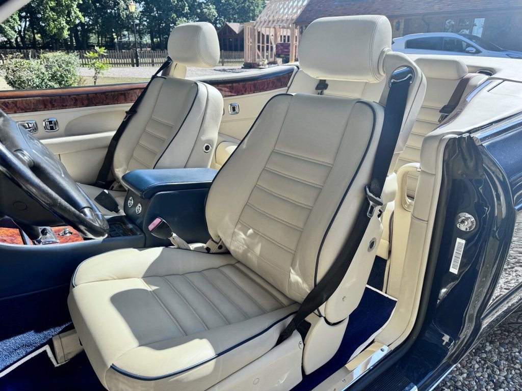 Used Bentley Azure 1997 for sale - 76709955: Photo 7