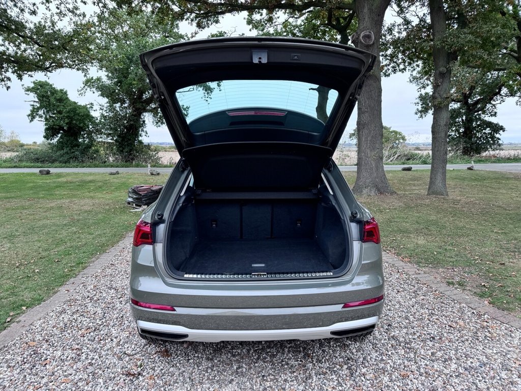 Used Audi Q3 2020 for sale - 76235769: Photo 15