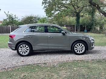 Used Audi Q3 2020 for sale - 76235769: Photo 4
