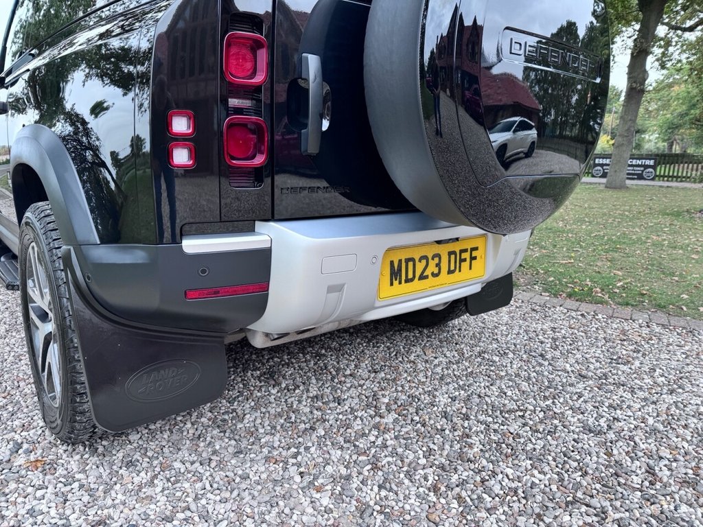 Used Land Rover Defender 2023 for sale - 76235809: Photo 21