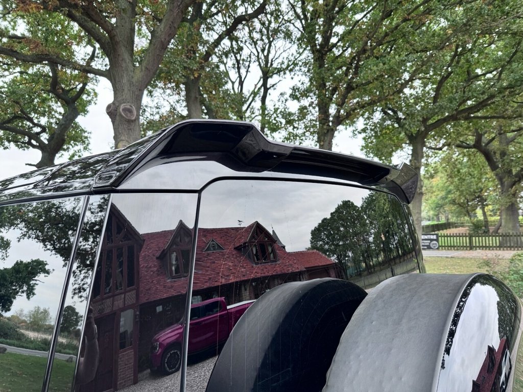 Used Land Rover Defender 2023 for sale - 76235809: Photo 22