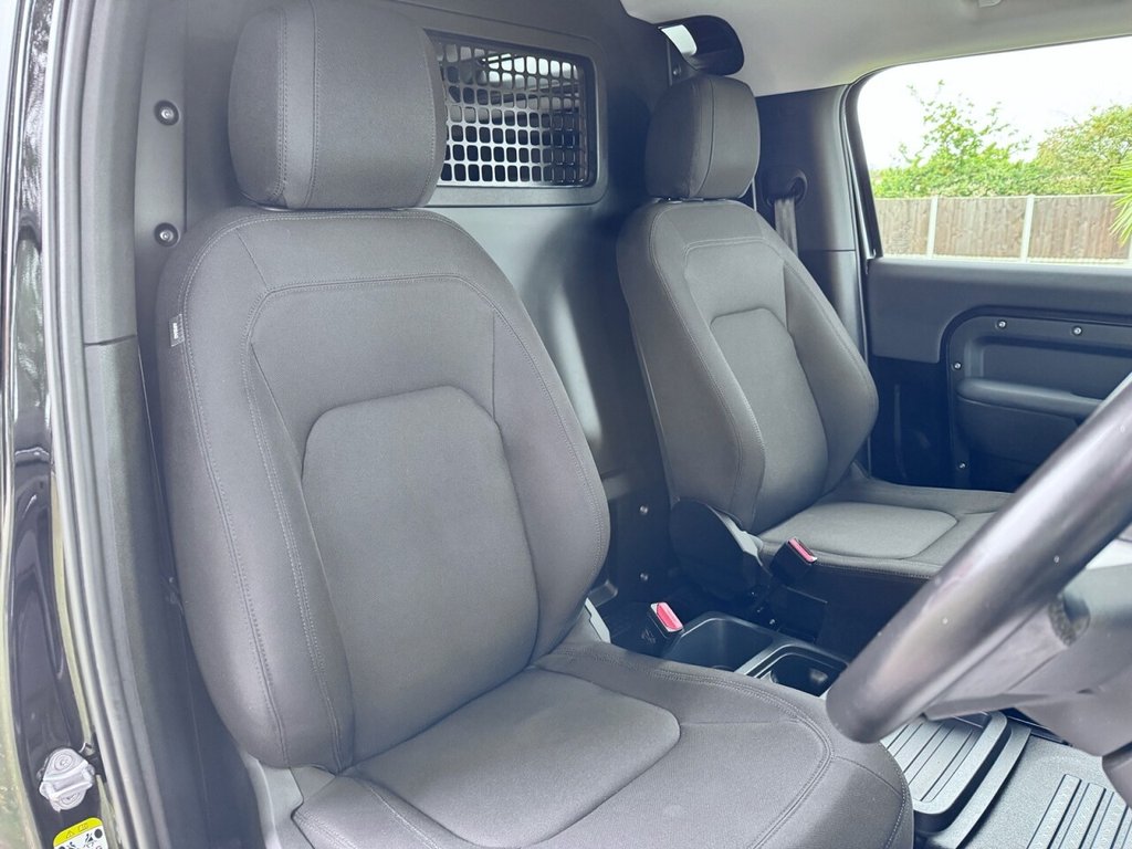 Used Land Rover Defender 2023 for sale - 76235809: Photo 23