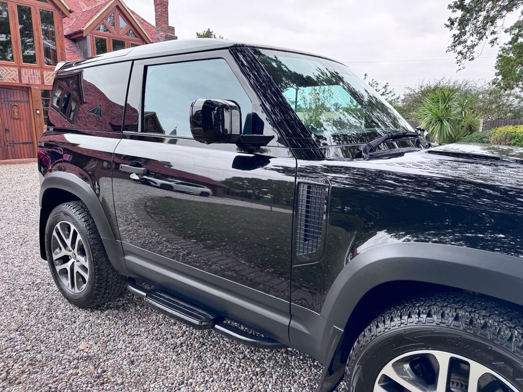 Used Land Rover Defender 2023 for sale - 76235809: Photo 27