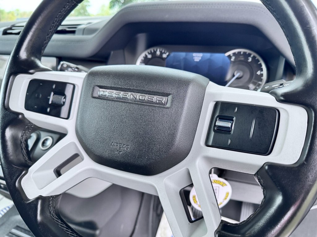 Used Land Rover Defender 2023 for sale - 76235809: Photo 28