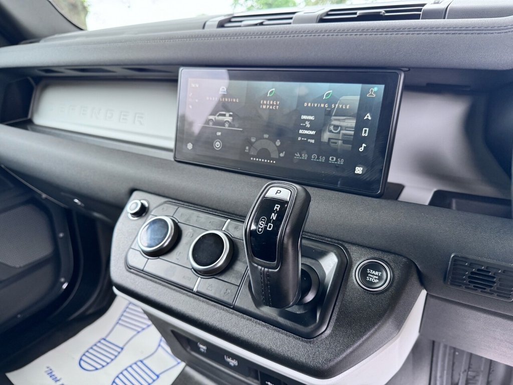 Used Land Rover Defender 2023 for sale - 76235809: Photo 29