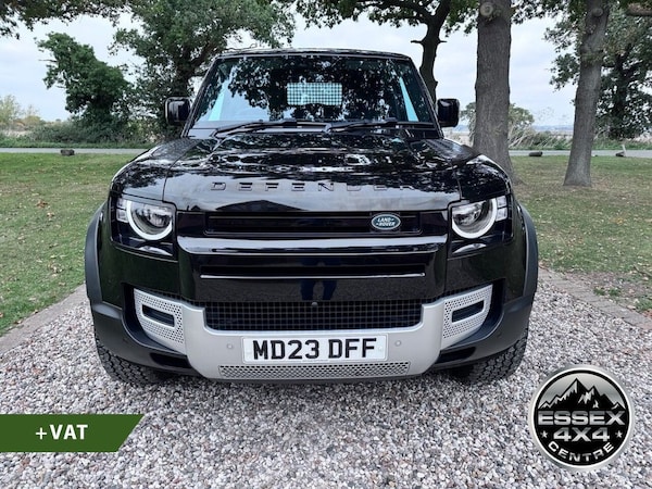 Used Land Rover Defender 2023 for sale - 76235809: Photo 3