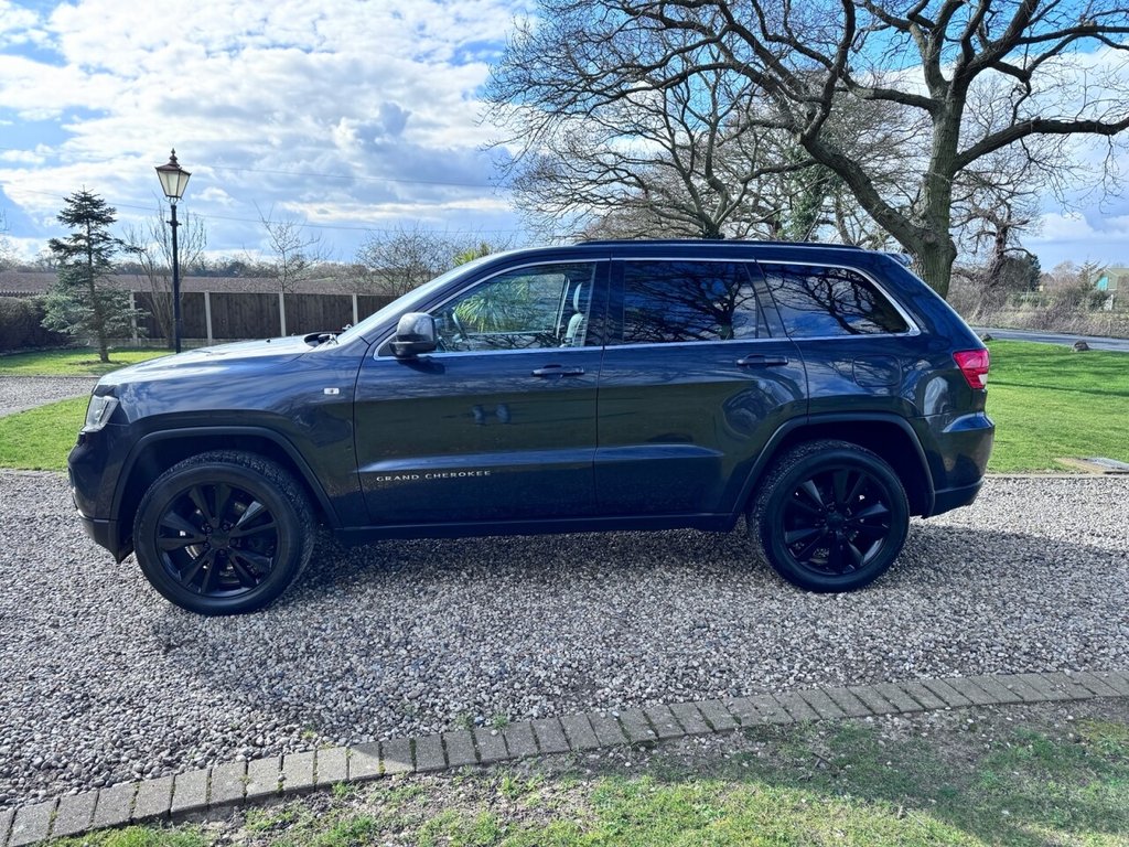 Used Jeep Grand Cherokee 2013 for sale - 76535712: Photo 2