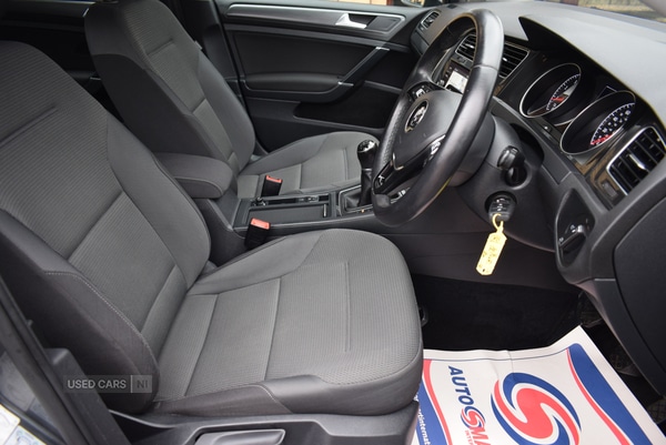 Used Volkswagen Golf 2017 for sale - 77910014: Photo 19