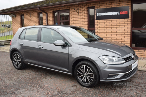 Used Volkswagen Golf 2017 for sale - 77910014: Photo 2