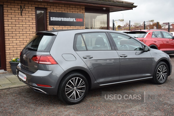 Used Volkswagen Golf 2017 for sale - 77910014: Photo 4