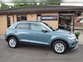 Used Volkswagen T-Roc 2023 for sale - 78935579: Photo