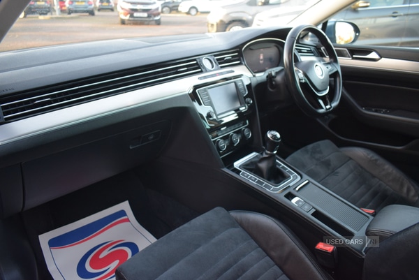 Used Volkswagen Passat 2017 for sale - 77075106: Photo 3