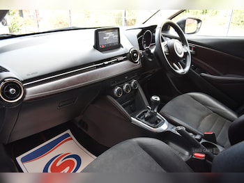 Used Mazda Mazda2 2018 for sale - 79026618: Photo