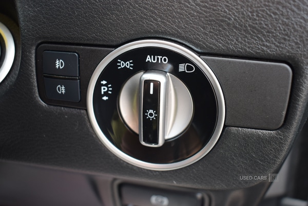 Used Infiniti Q30 2017 for sale - 76937104: Photo 17