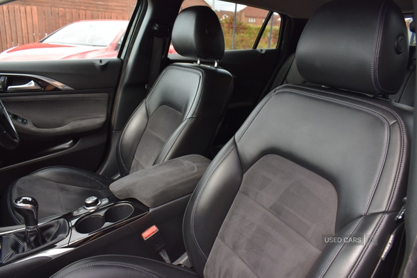 Used Infiniti Q30 2017 for sale - 76937104: Photo 19