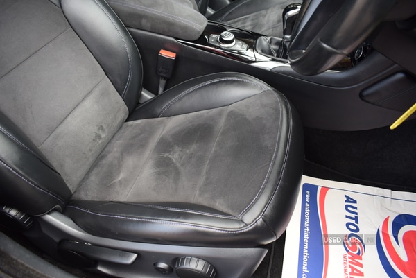 Used Infiniti Q30 2017 for sale - 76937104: Photo 23